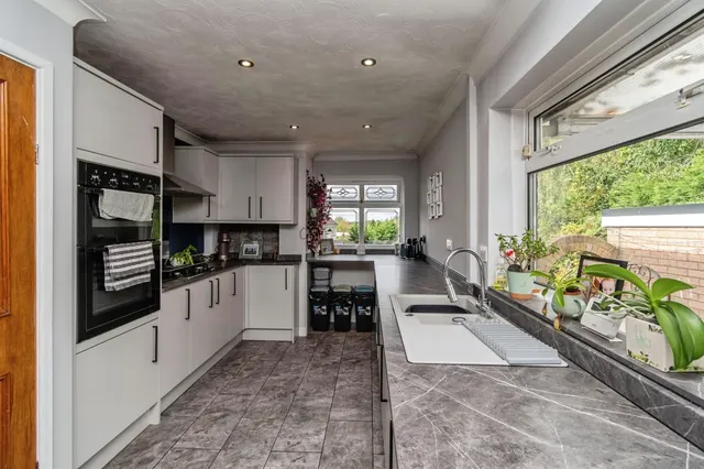 Heath Street, Hednesford, WS12, photo 2
