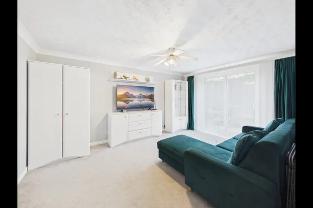 Blackthorn Court, Soham, CB7, photo 2