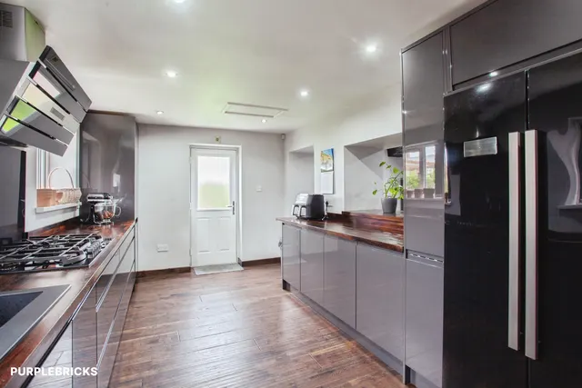 Brook Road, Rotherham, S65, photo 3