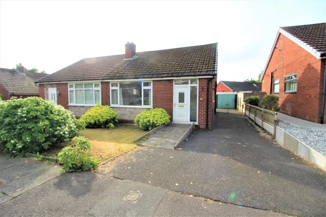 Crossdale Road, Bolton, BL2, photo 1