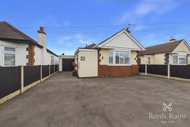 Shaun Drive, Rhyl, LL18, photo 1