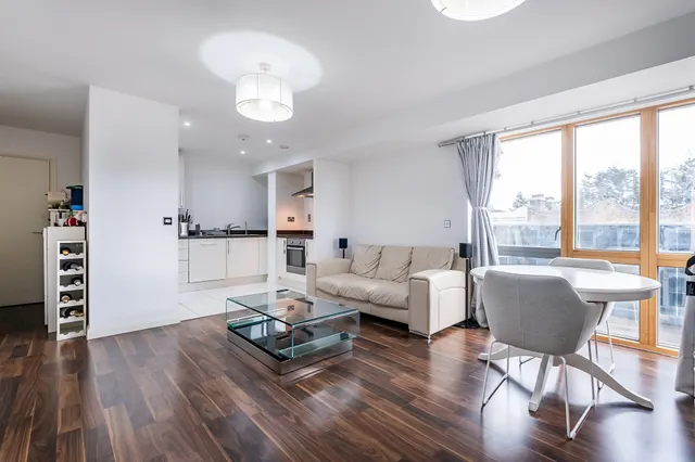 1 bedroom flat — Kilburn Park Road, London, NW6