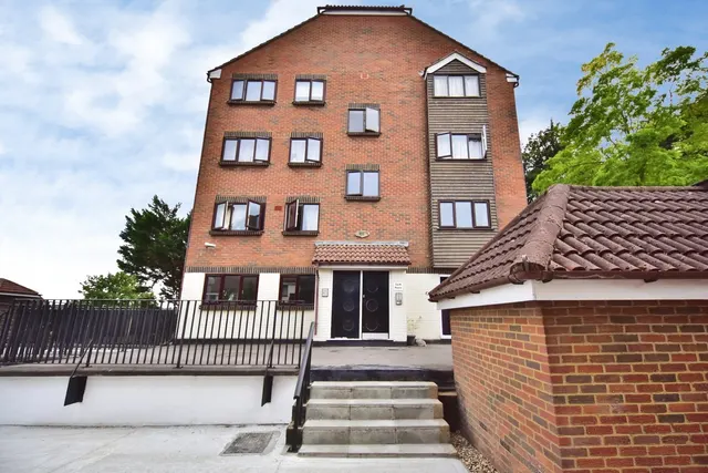 Springvale, Maidstone, Kent, ME16, photo 1