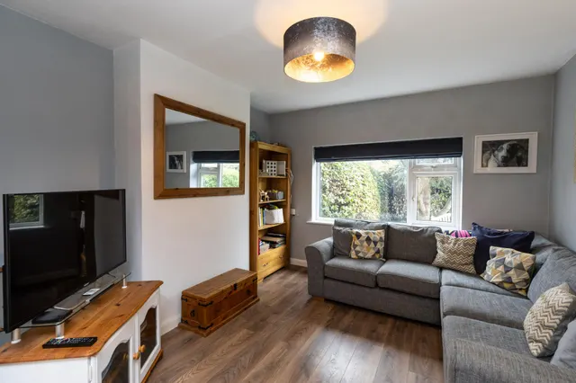 Victoria Crescent, Llandudno Junction, LL31, photo 2