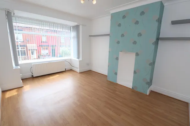 Aston Street, Leeds, LS13, photo 3
