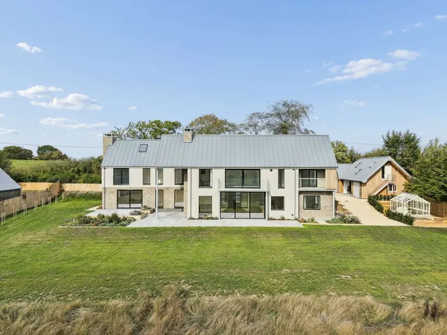 Nuffield Lane, Benson, OX10, photo 1