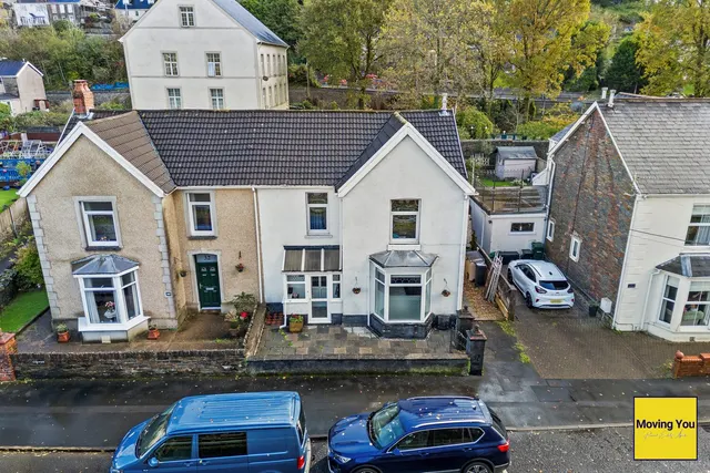Lon Hir, Alltwen, Pontardawe, SA8 3DQ, photo 1