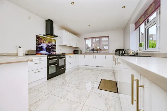 Stonelea Road, Hemel Hempstead, HP3, photo 3