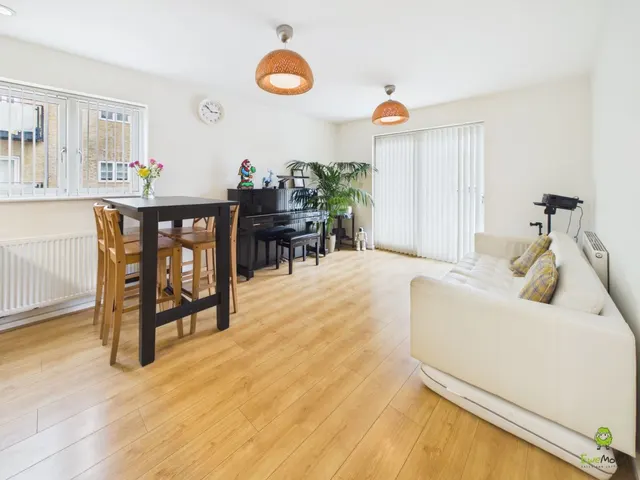 Talehangers Close, Bexleyheath, DA6, photo 3