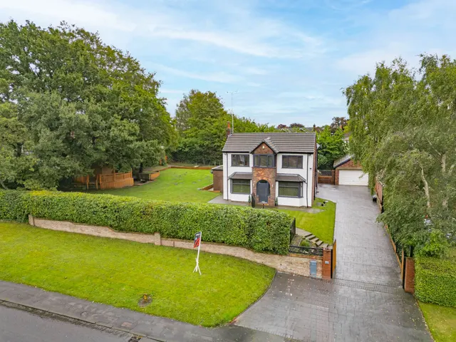 Birchley Road, Billinge, Wigan, Wigan, WN5 7QN, photo 1