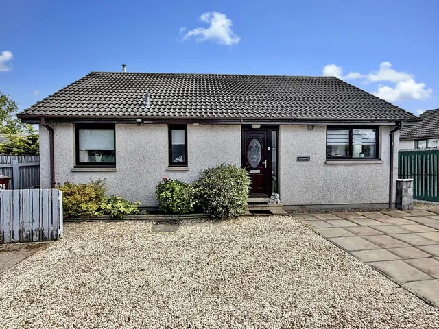 St. Peters Road, Duffus, Elgin, photo 1