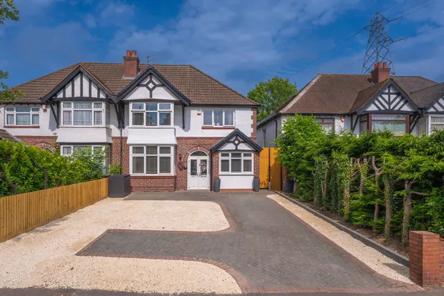 Bristol Road South, Northfield, Birmingham, B31 2SR, photo 1