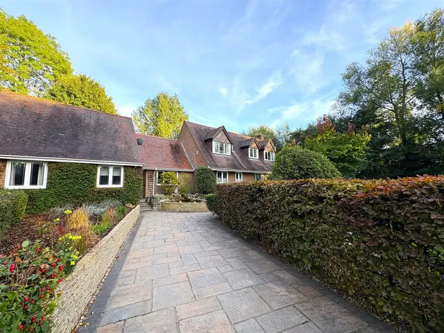 Dutton Lane, Eastleigh, photo 1