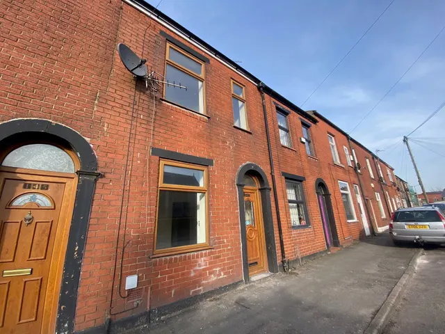 Brooke Street, Chorley, PR6, photo 1