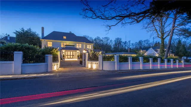 Kentish Lane, Brookmans Park, Hertfordshire, AL9 6NG, photo 1