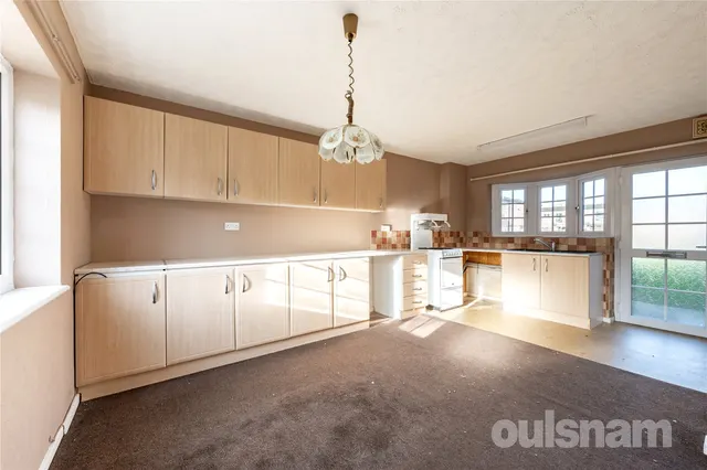 Photo 2 — Wishaw Close, Redditch, Worcestershire, B98 7RQ