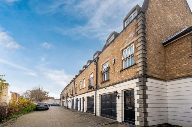 London, SE8, photo 2