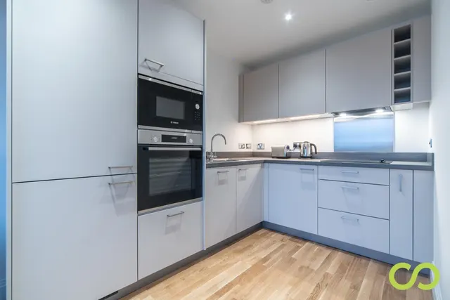 Wellington Street, Woolwich, SE18, photo 2