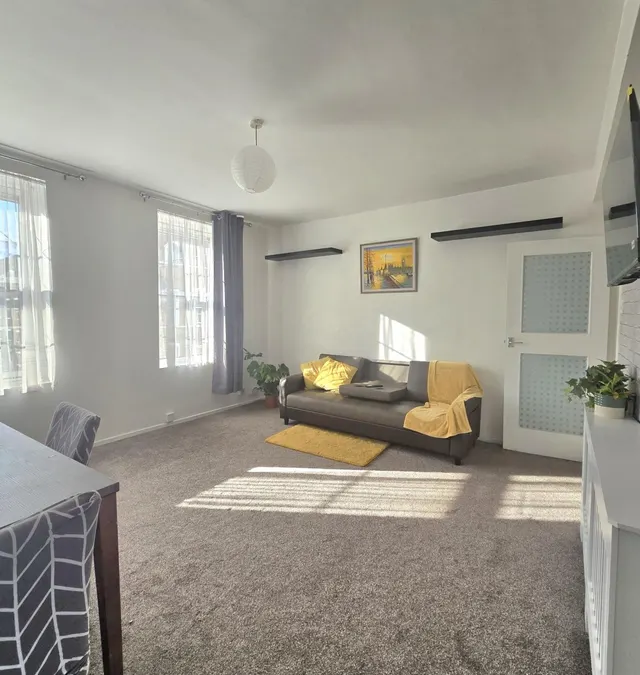 Evelyn Street, London, SE8, photo 1