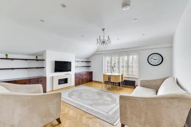 Photo 2 — Spencer Court, Marlborough Place, St John's Wood, NW8 0PP