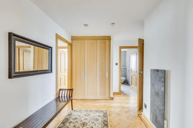 Photo 3 — Spencer Court, Marlborough Place, St John's Wood, NW8 0PP