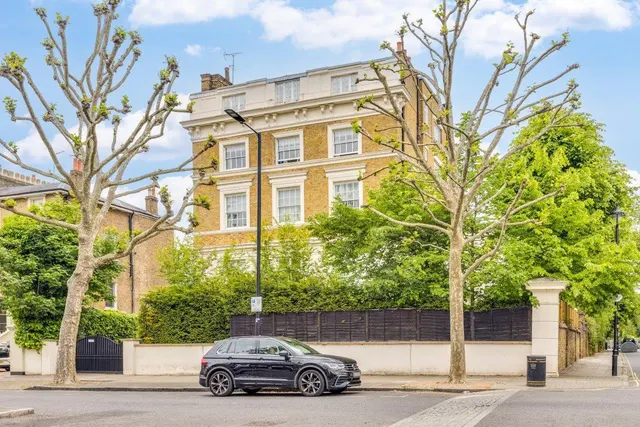 Spencer Court, Marlborough Place, St John's Wood, NW8 0PP, photo 1