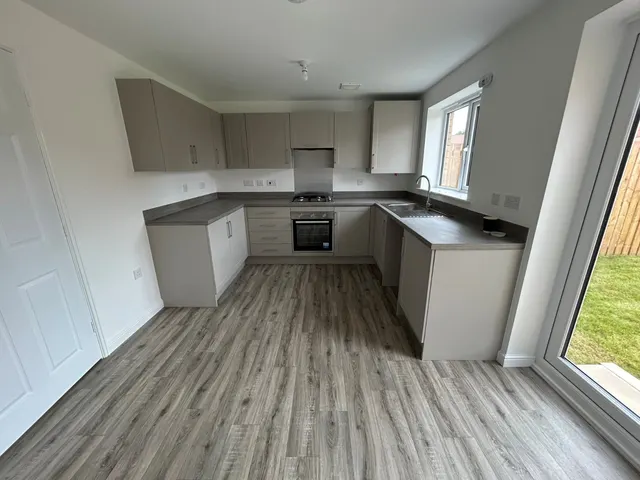 Harrier Drive, Langold, S81, photo 2