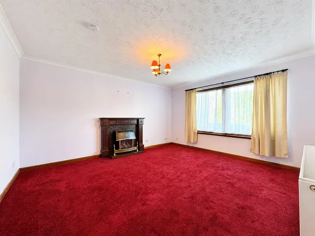 Photo 2 — North British Road, Uddingston, Glasgow, G71 7AG