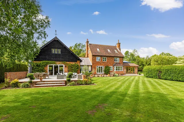 Long Lane, Bovingdon, Hemel Hempstead..., photo 1
