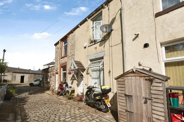 Sussex Street, Nelson, BB9, photo 2