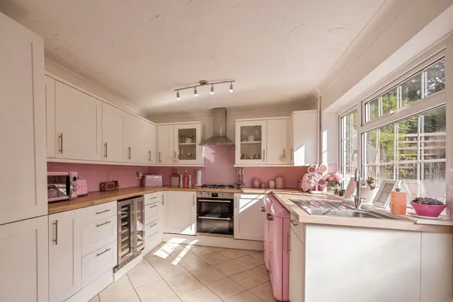 Millbrook Drive, Havant, PO9, photo 3