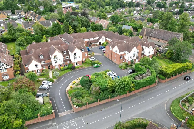 Worcester Road, HAGLEY, Hagley Stourbridge, photo 1