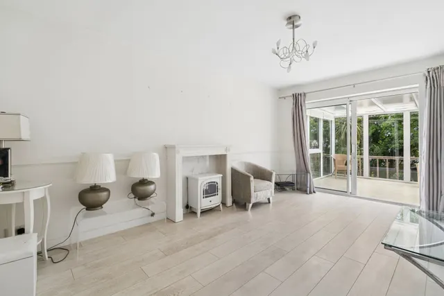 Photo 2 — Highwoods Drive, Marlow Bottom SL7 3PY