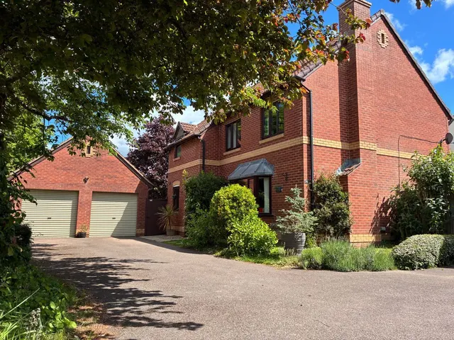 Gipsy Lane, Warminster, BA12, photo 1