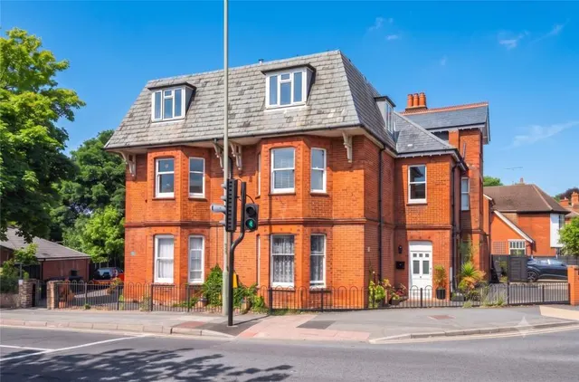 London Road, Camberley, GU15, photo 1