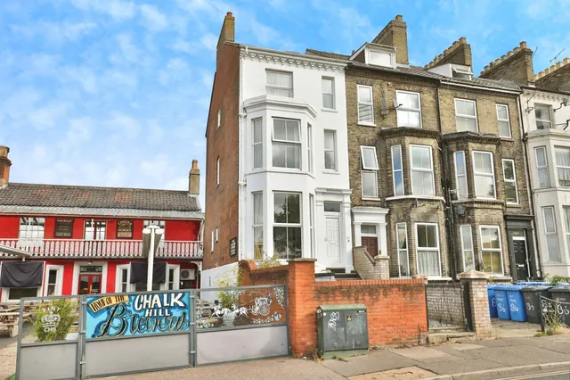 Thorpe Road, Norwich, photo 1