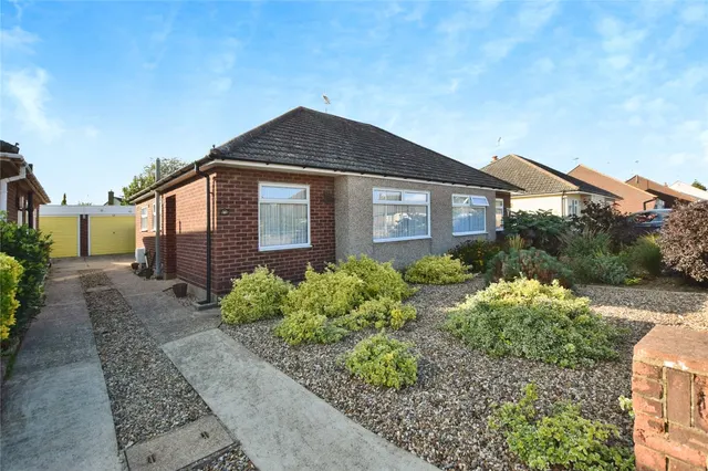 Rose Avenue, Stanway, CO3, photo 1
