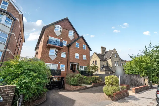 Bromley Road, Beckenham, BR3, photo 1