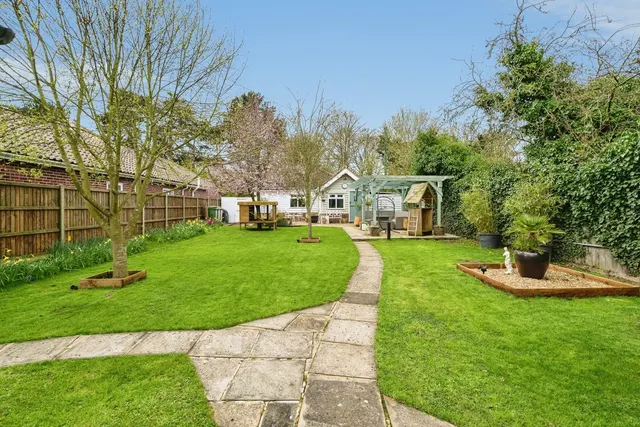 Coltishall Road, Buxton, Norwich, Norfolk, NR10, photo 1