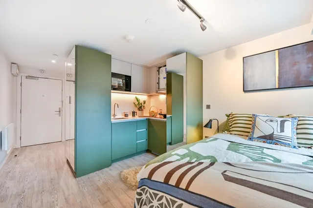 Photo 2 — Showflat 5 (Classic Studio), The Rex, 175 Clarence Street, Kingston upon Thames