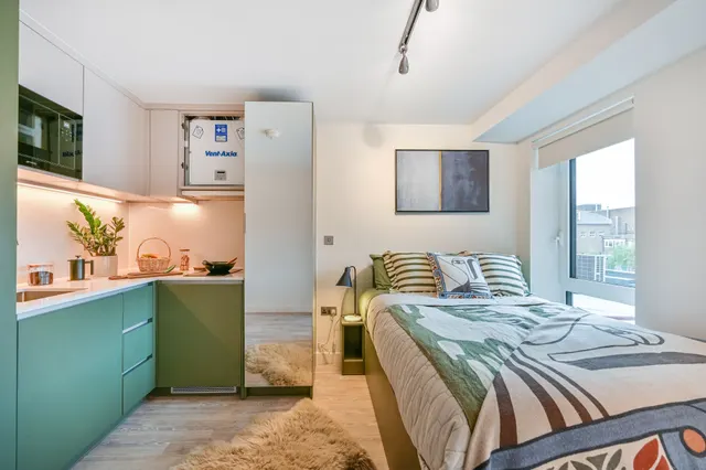 Showflat 5 (Classic Studio), The Rex, 175 Clarence Street, Kingston upon Thames, photo 1