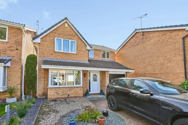 4 bedroom house, Naseby Drive, Long Eaton, NG10
