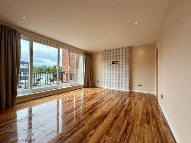 Photo 2 — Fairway Close, Newcastle upon Tyne, Tyne and Wear, NE3