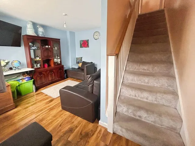 Danesmore Gardens, Wolverhampton, WV11, photo 2