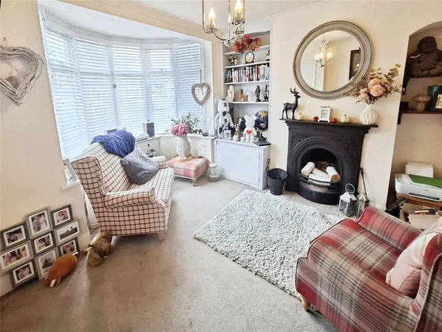 Carisbrook Road, Nuneaton, CV10, photo 2