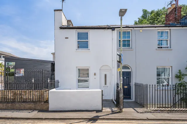 Gloucester Place, Cheltenham, GL52, photo 1