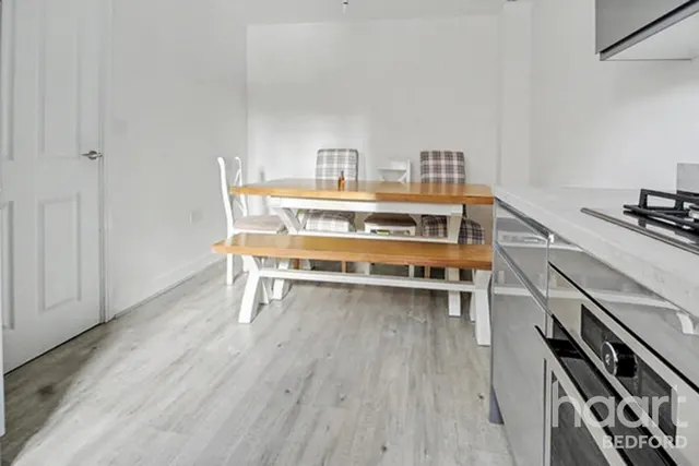 Mandarin Mead, Bedford, MK40, photo 2