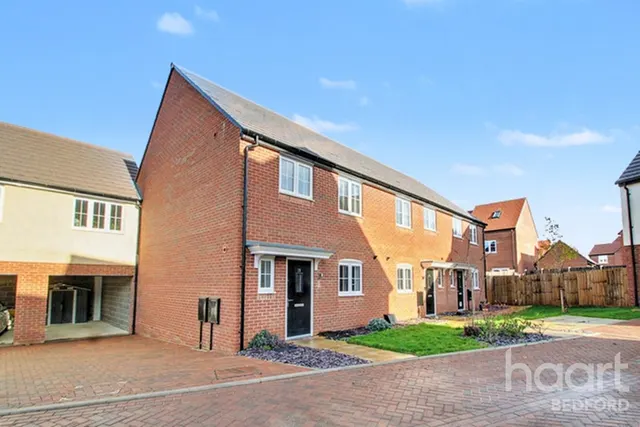 Mandarin Mead, Bedford, MK40, photo 1
