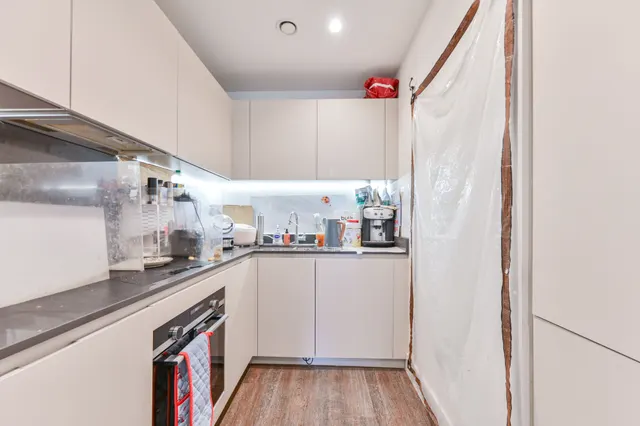Photo 3 — Flat 13, Foster Apartments, WEMBLEY