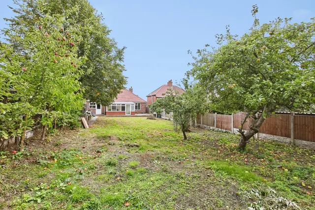 Robinson Road, Newhall, DE11, photo 2